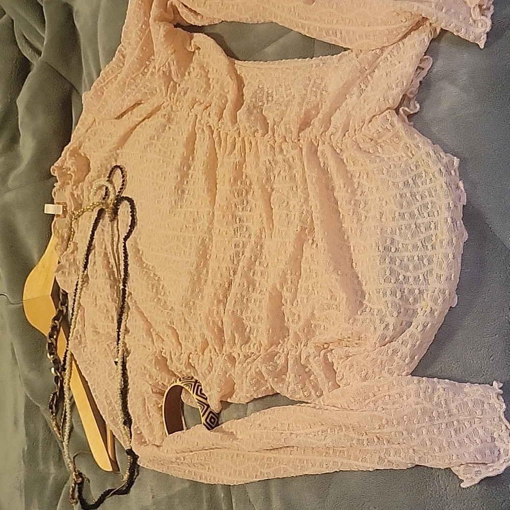 BLOUSE